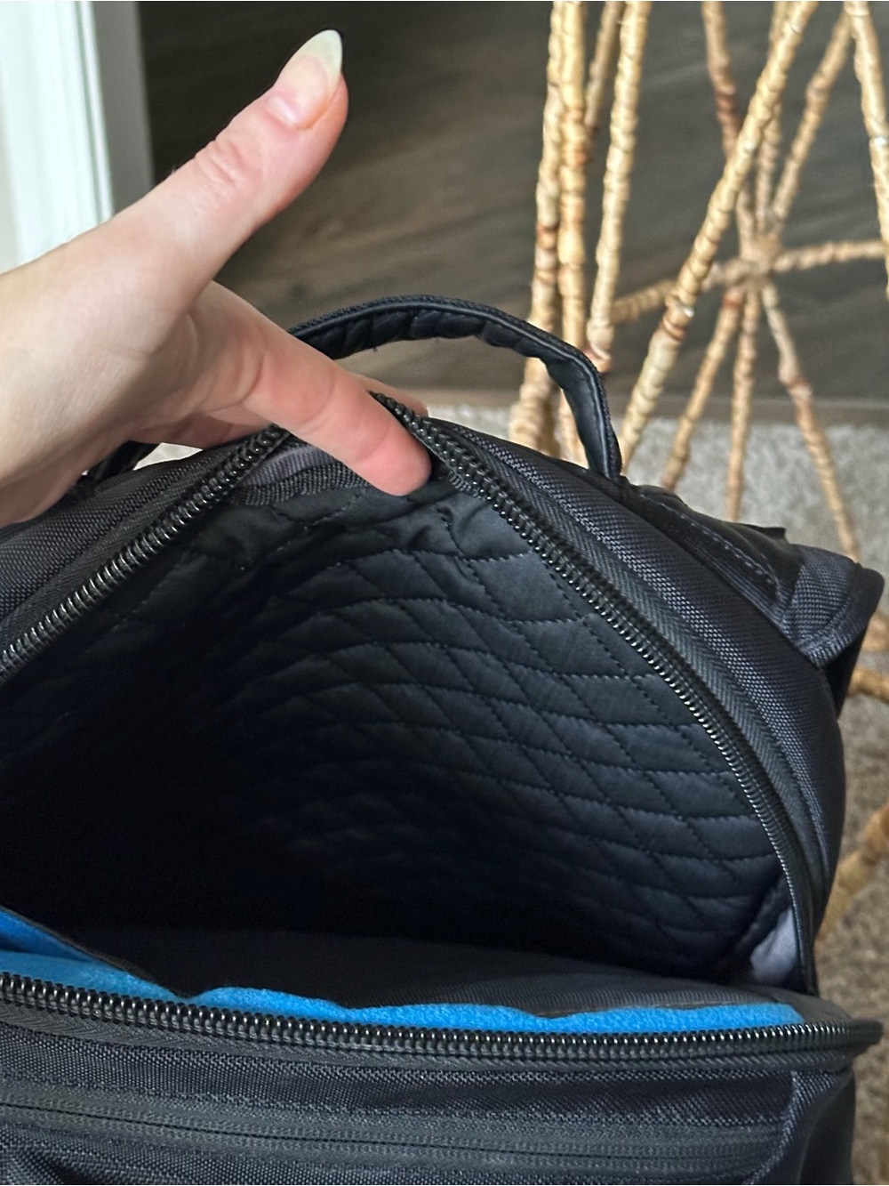 Acme Made Union Street Traveler Commuter Backpack Laptop Bag in Black EXCELLENT! - Picture 13 of 15